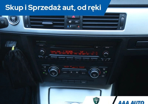 BMW Seria 3 cena 22000 przebieg: 214803, rok produkcji 2009 z Białobrzegi małe 254